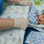 Äärmiselt madala kehakaaluga enneaegsete imikute imetamine Äärmiselt madal sünnikaal